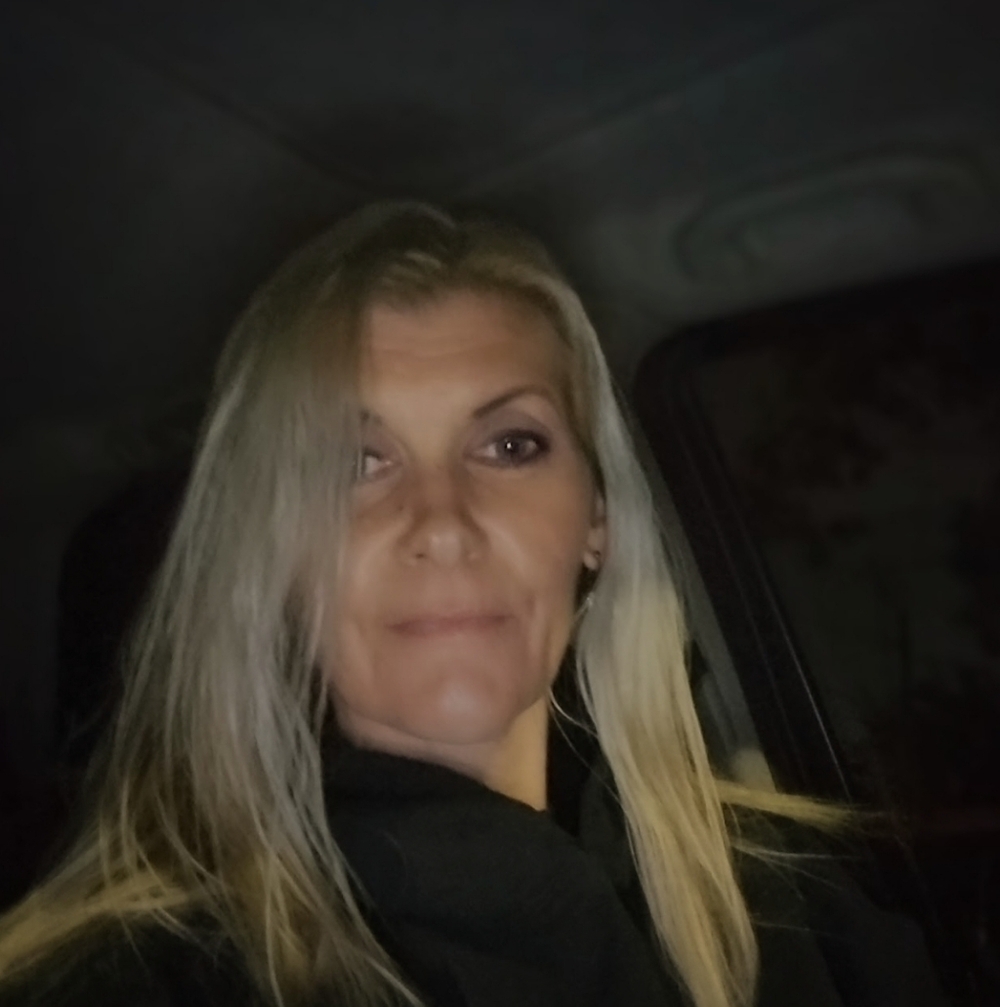 Meet your Posher, Jennifer